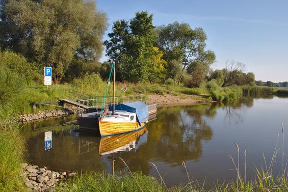 Anlegen auch für kleine Motorboote möglich.