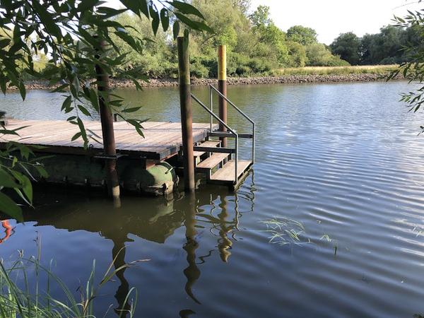 Stützkow am Schwimmsteg Stützkow am Schwimmsteg