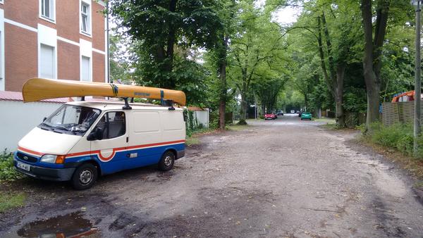 Halte- und Parkmöglichkeit