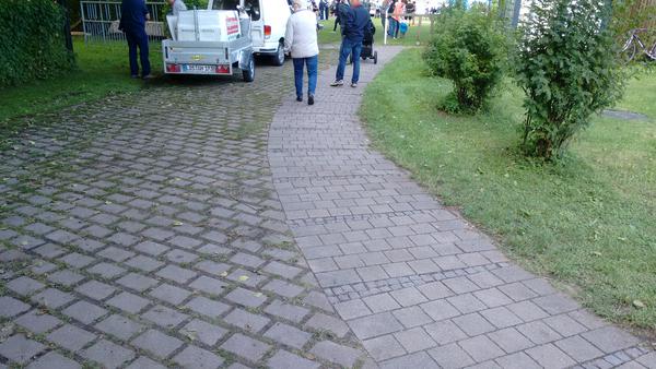 Weg zur Badestelle