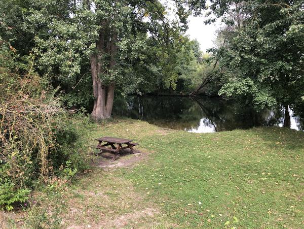 Kanueinsetzstelle in Trebatsch am Biwakplatz Kanueinsetzstelle in Trebatsch am Biwakplatz