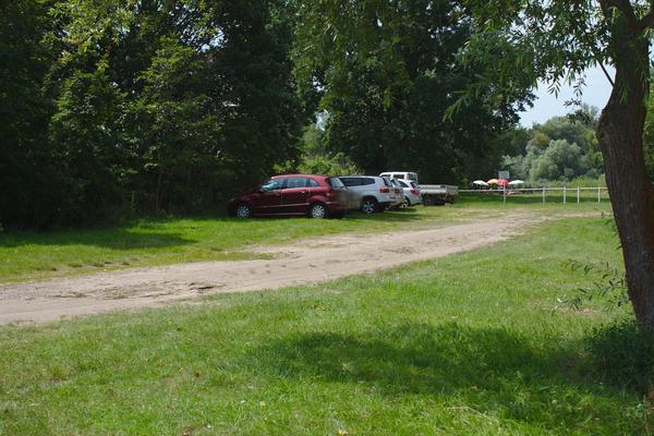 Parkplatz an der Einsetzstelle Tieckow