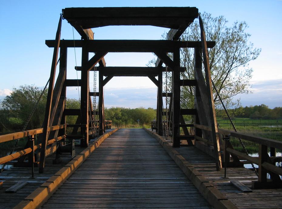 Klappbrücke in Nehringen