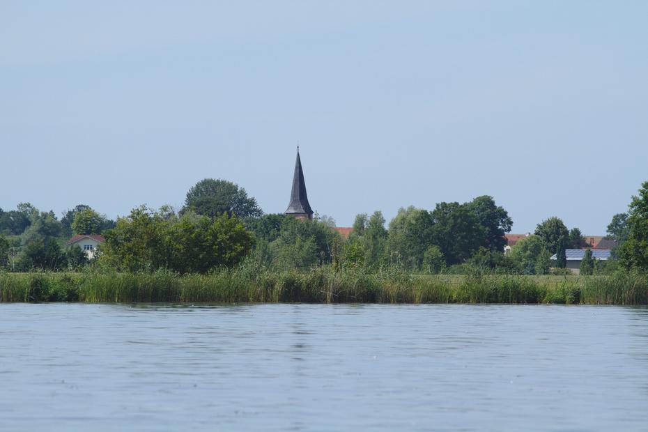 die Kirche von Roskow