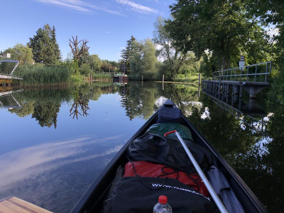 vor der Schleuse Altfriesack