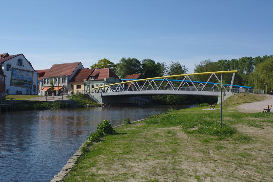 Warnow, neue Brücke in Schwaan